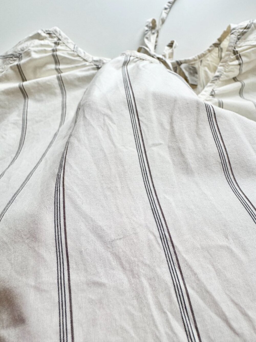 EVERLANE Ivory Striped Cotton Poplin Open Back Breeze Shirt Blouse, Size XS - Picture 10 of 16